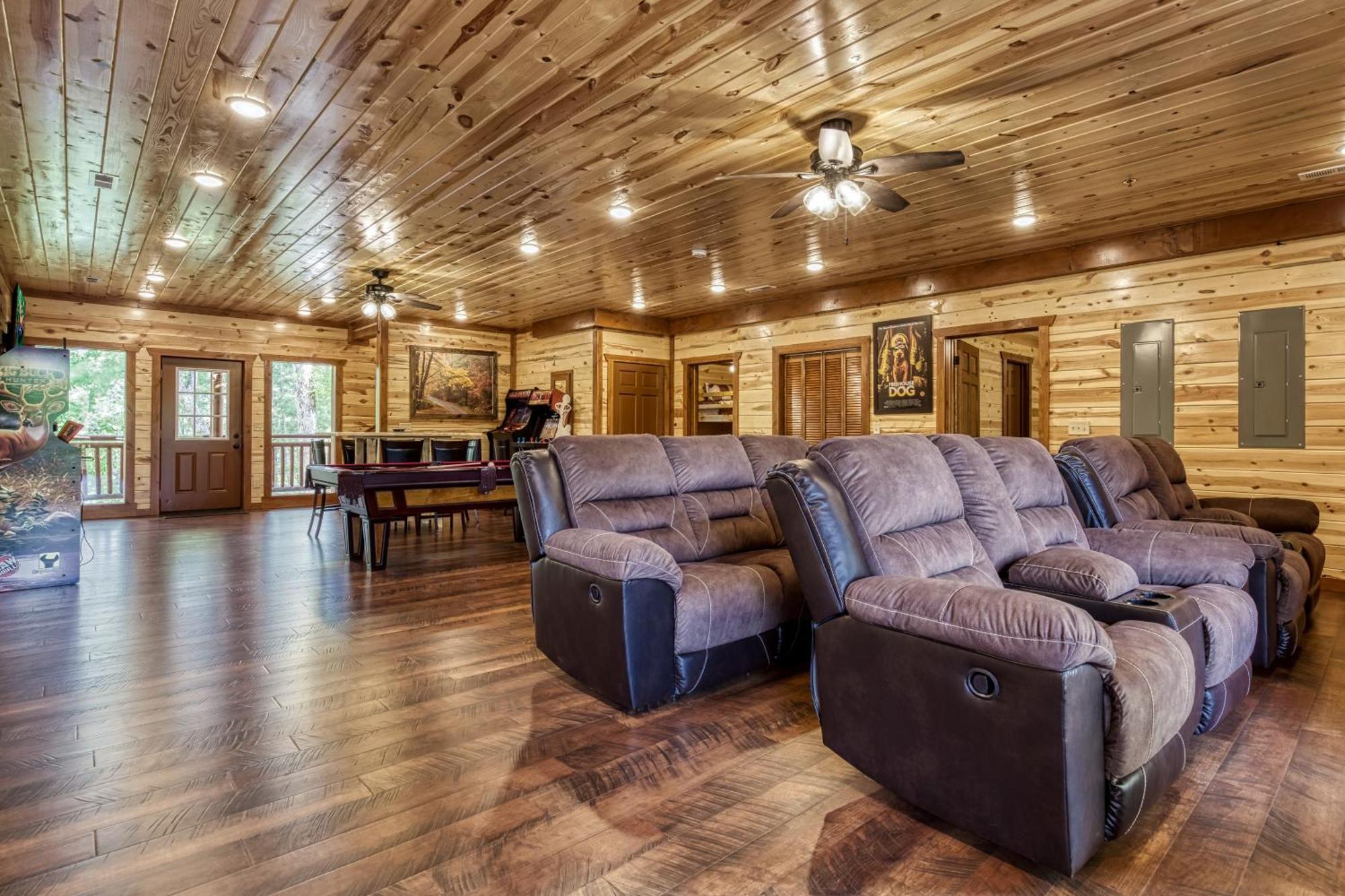 Majestic Splash- 8 Bedroom, Indoor Pool, Hot Tub, 1089 Free Tickets Each Paid Day, Dollywood Sevierville Εξωτερικό φωτογραφία